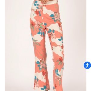AMUSE SOCIETY HIGH WAISTED HAWAIIAN CORAL FLOWER PRINT RESORT PANT LARGE